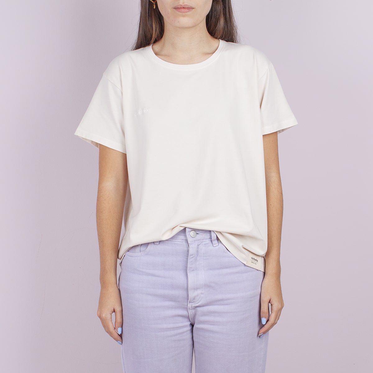 T-shirt bianca in cotone origanico. Taglia L –